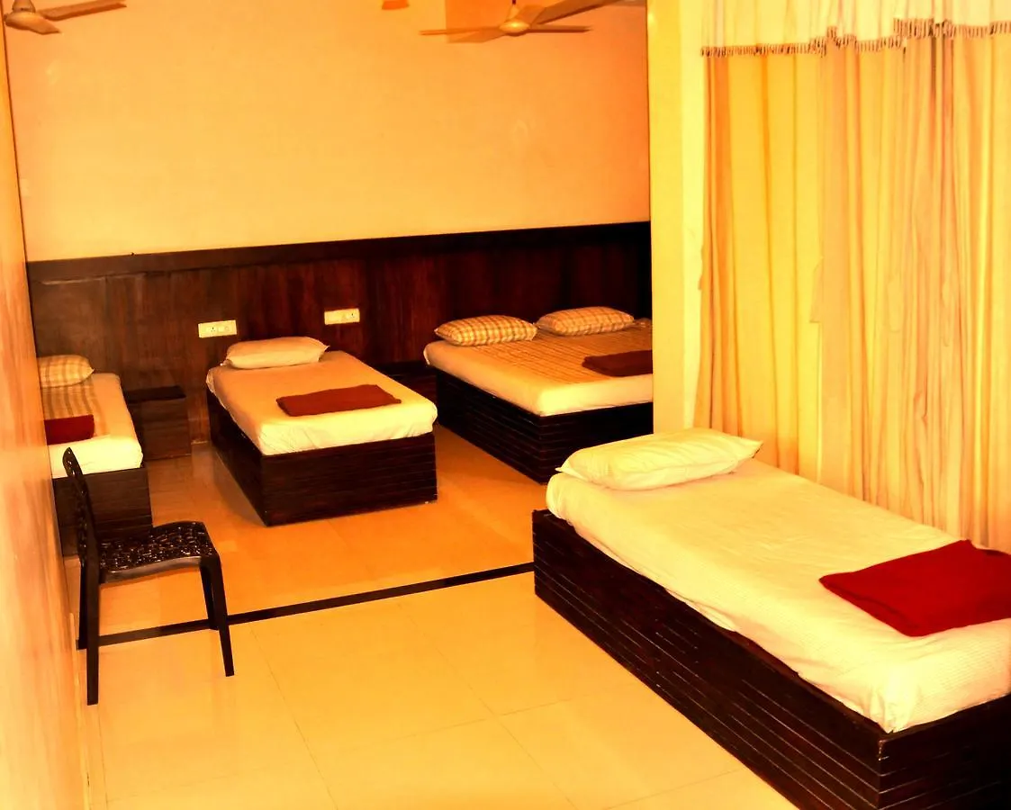 Hotel Royal Nest Vandiperiyar