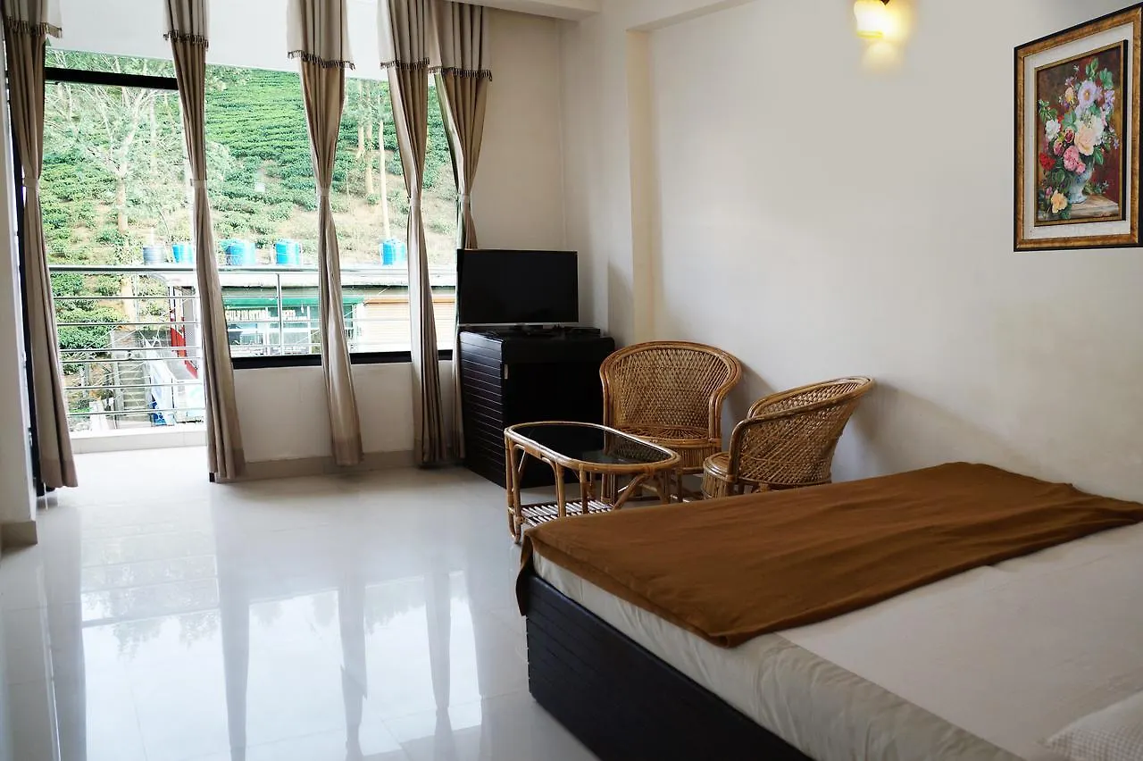 Hotel Royal Nest Vandiperiyar